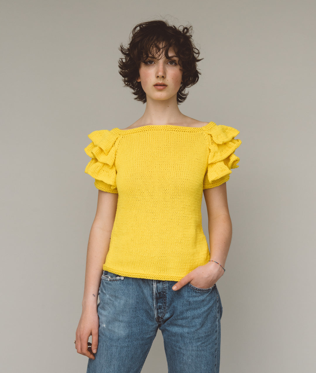 DAFFODIL TEE Sample