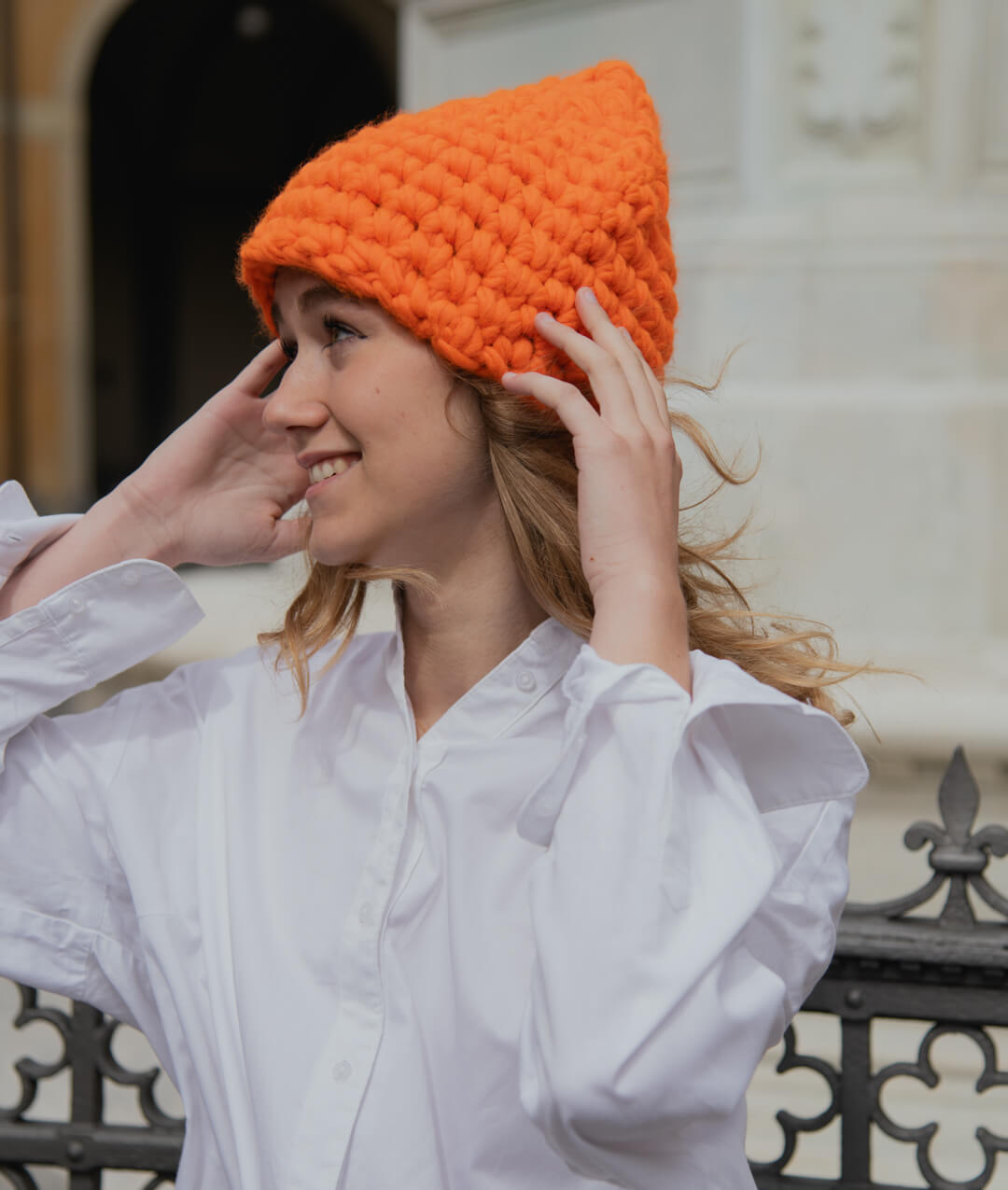 CROCHET KIT GLOWY HAT