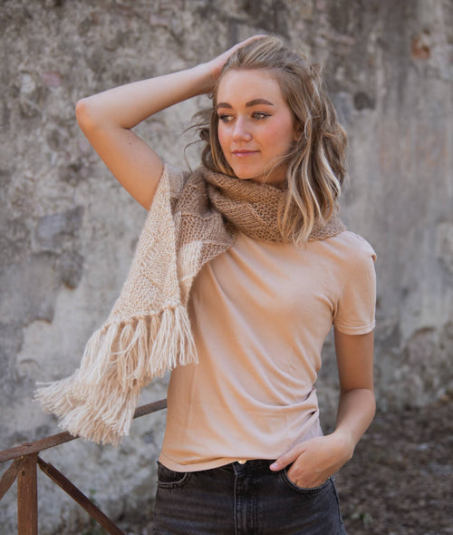 Load image 1 in gallery view. KNITTING KIT ABIGAIL SCARF