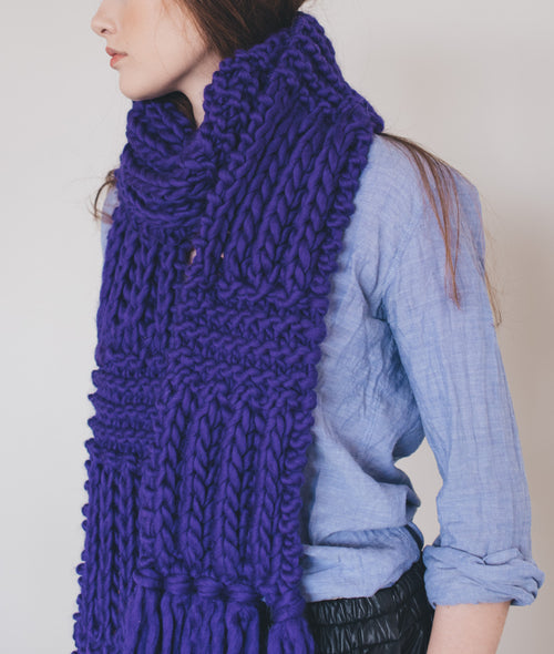 Load image 1 in gallery view. KNITTING KIT ALEXA SCARF
