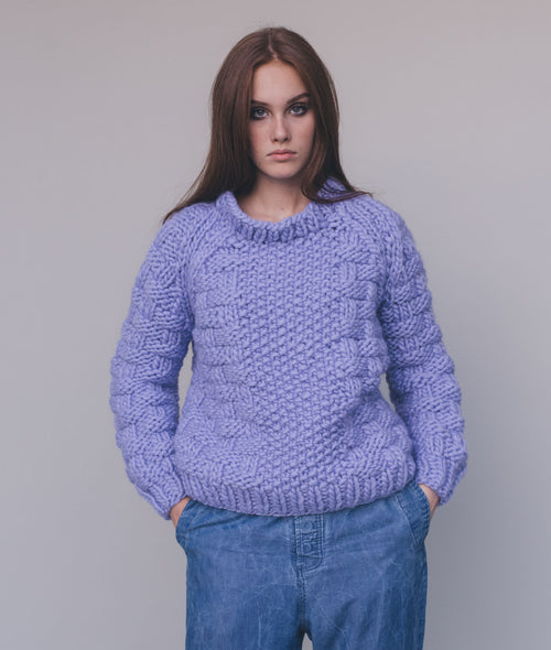 Load image 1 in gallery view. KNITTING KIT ALYON PULL