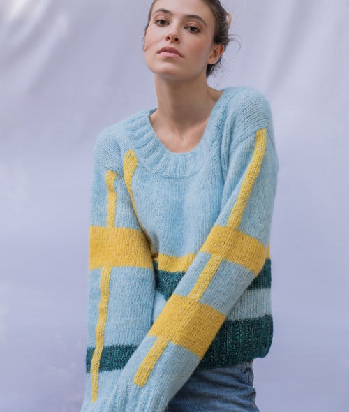 Load image 1 in gallery view. KNITTING KIT BROOKLYN PULL