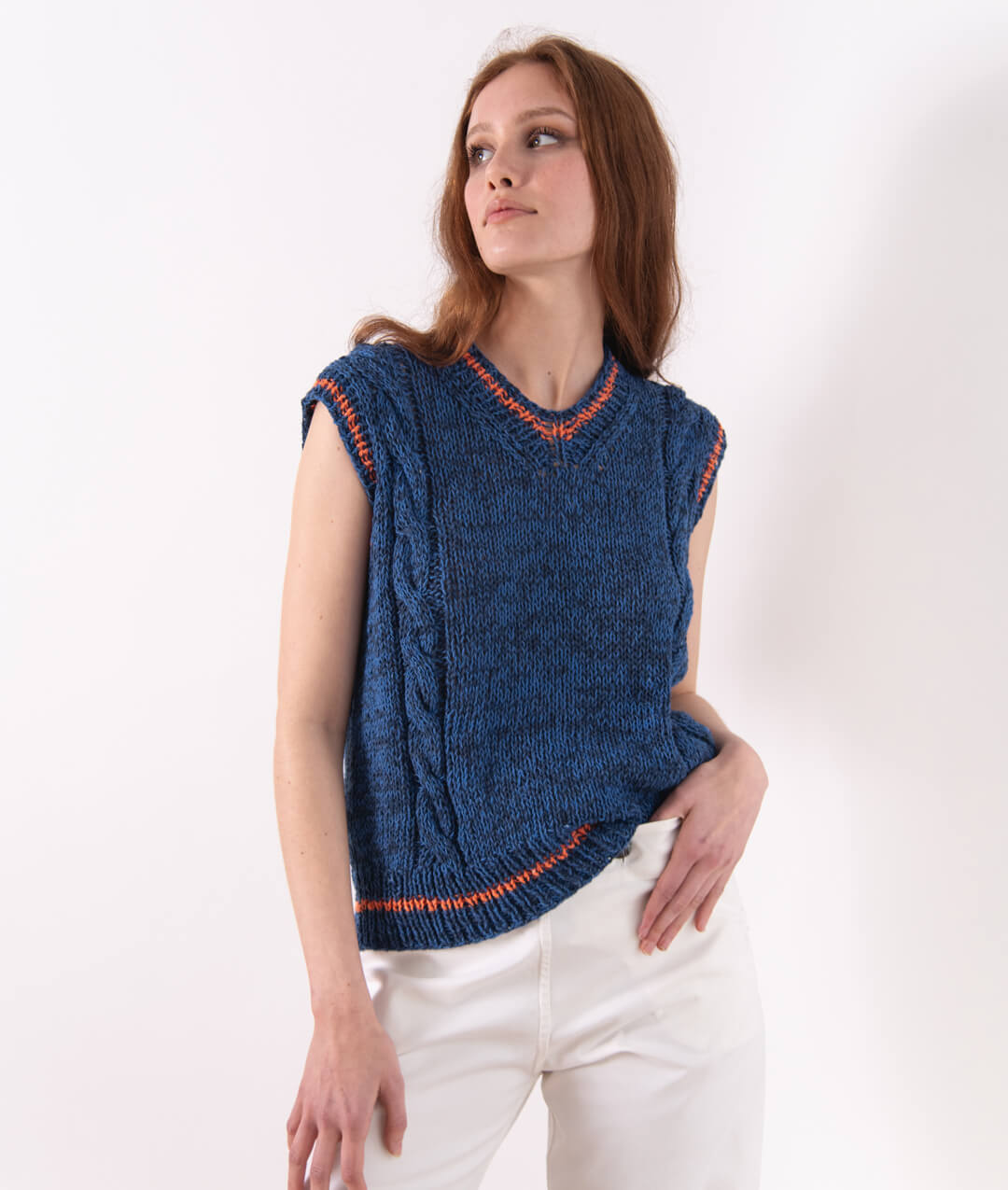 CORA VEST Sample
