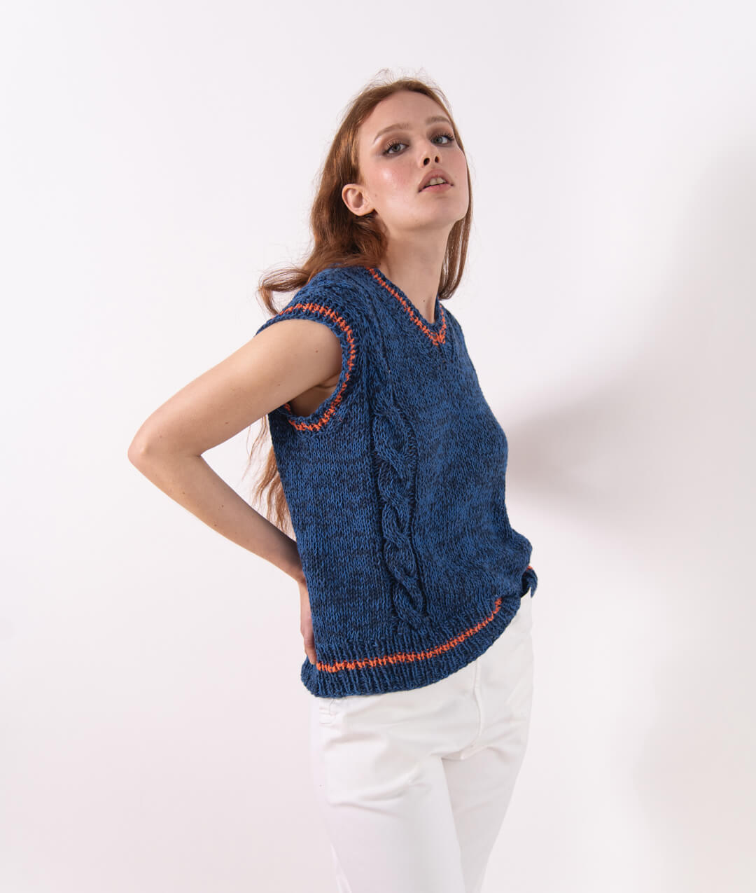 CORA VEST Sample