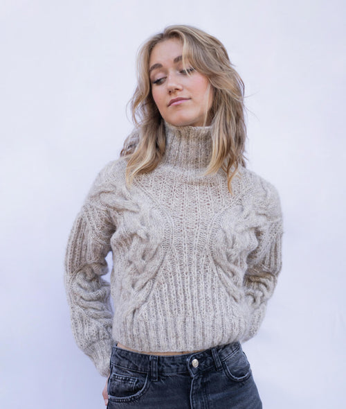 Load image 1 in gallery view. KNITTING KIT EVELYN SWEATER