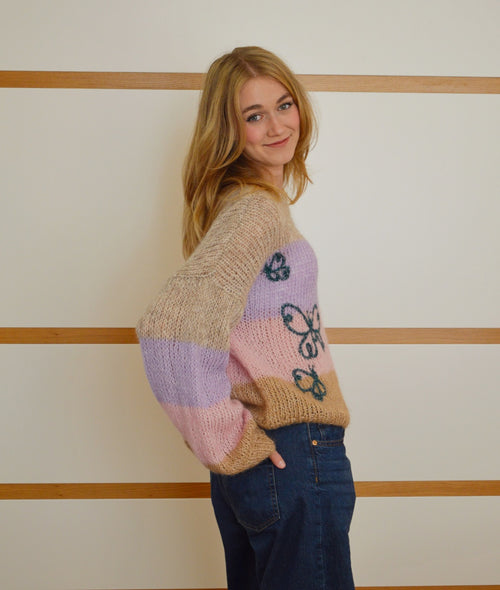 Load image 1 in gallery view. KNITTING KIT ILARIA PULL