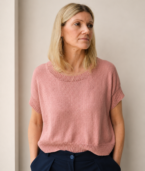 Carica immagine 1 in visualizzazione galleria. KNITTING KIT SILVIA TEE by Sosami Knit