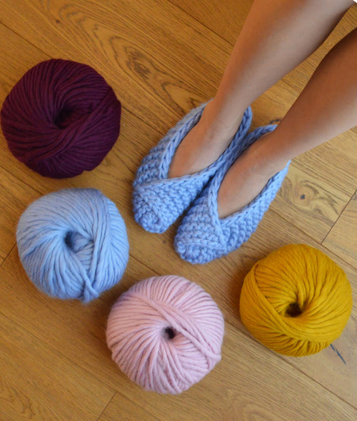Carica immagine 1 in visualizzazione galleria. KIT MAGLIA STAY COZY SLIPPERS by Sosami